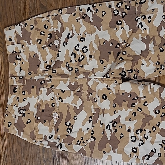 Camo Cargo Pants - Picture 6 of 7